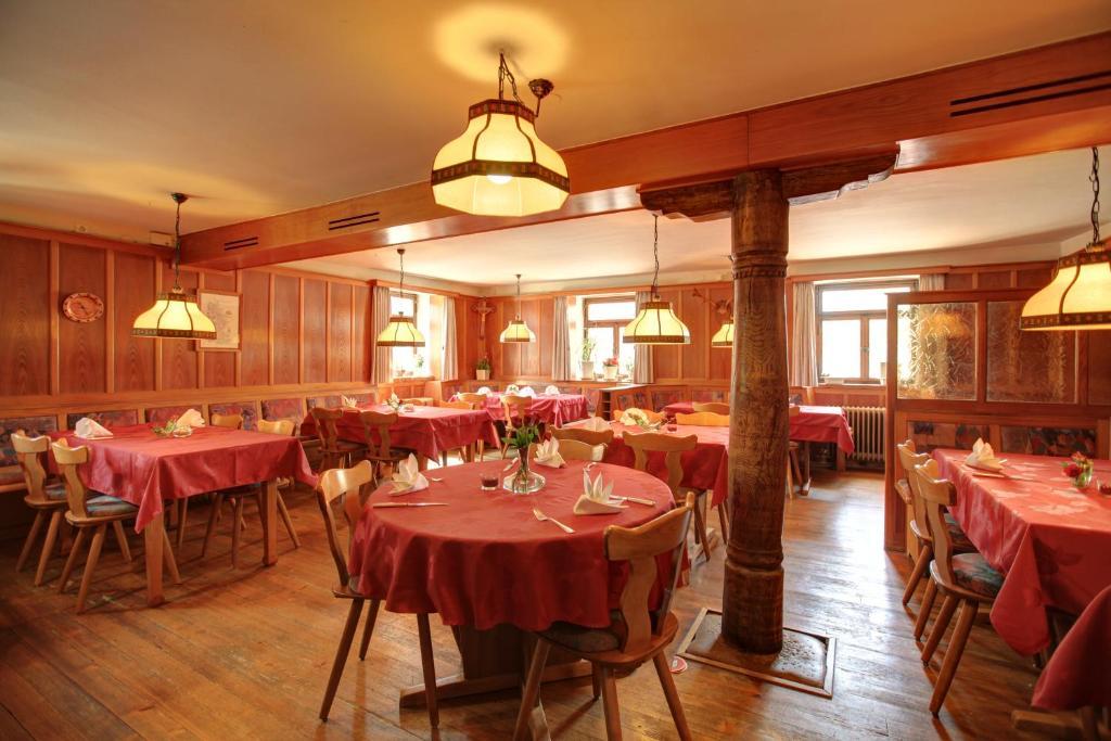 Gasthaus Zum Hirschen Oberrimsingen Екстериор снимка
